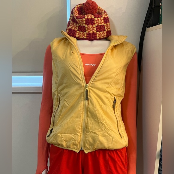 Bula toque with Pom Pom - Picture 7 of 7